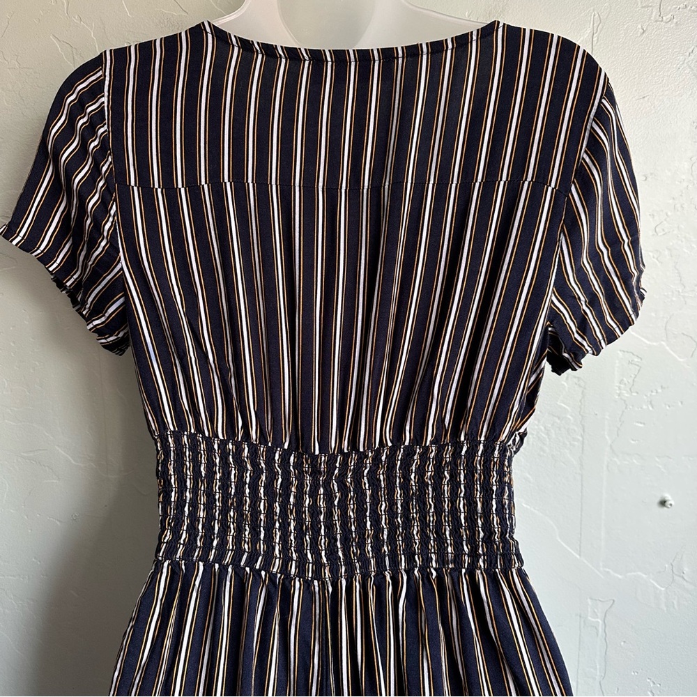 Hollister Women’s Navy‎ White Yellow Striped Jumpsuit Small EUC Coastal Summer - Picture 6 of 8
